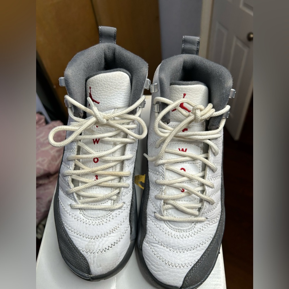 2019 AIR JORDAN 12 RETRO DARK GREY